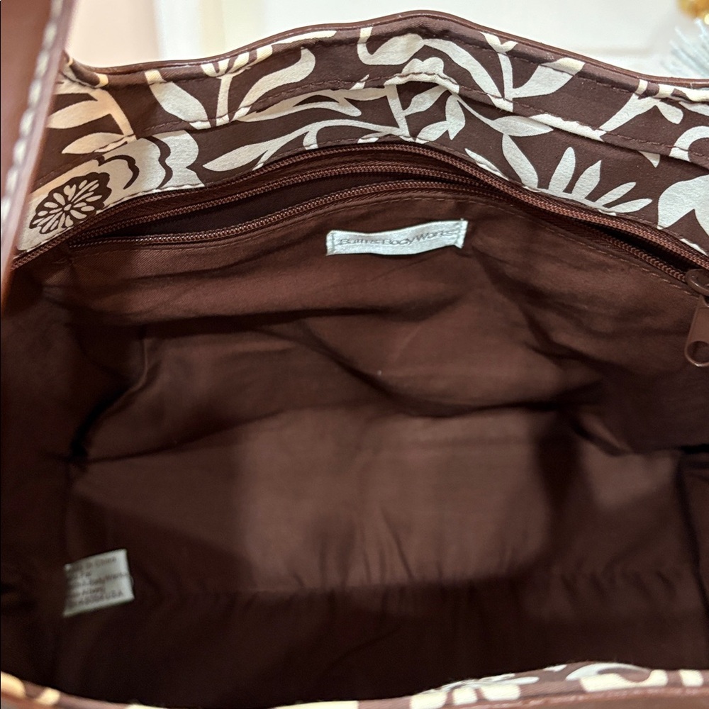 NWT Bath&Body 4 PC Set - Picture 6 of 9